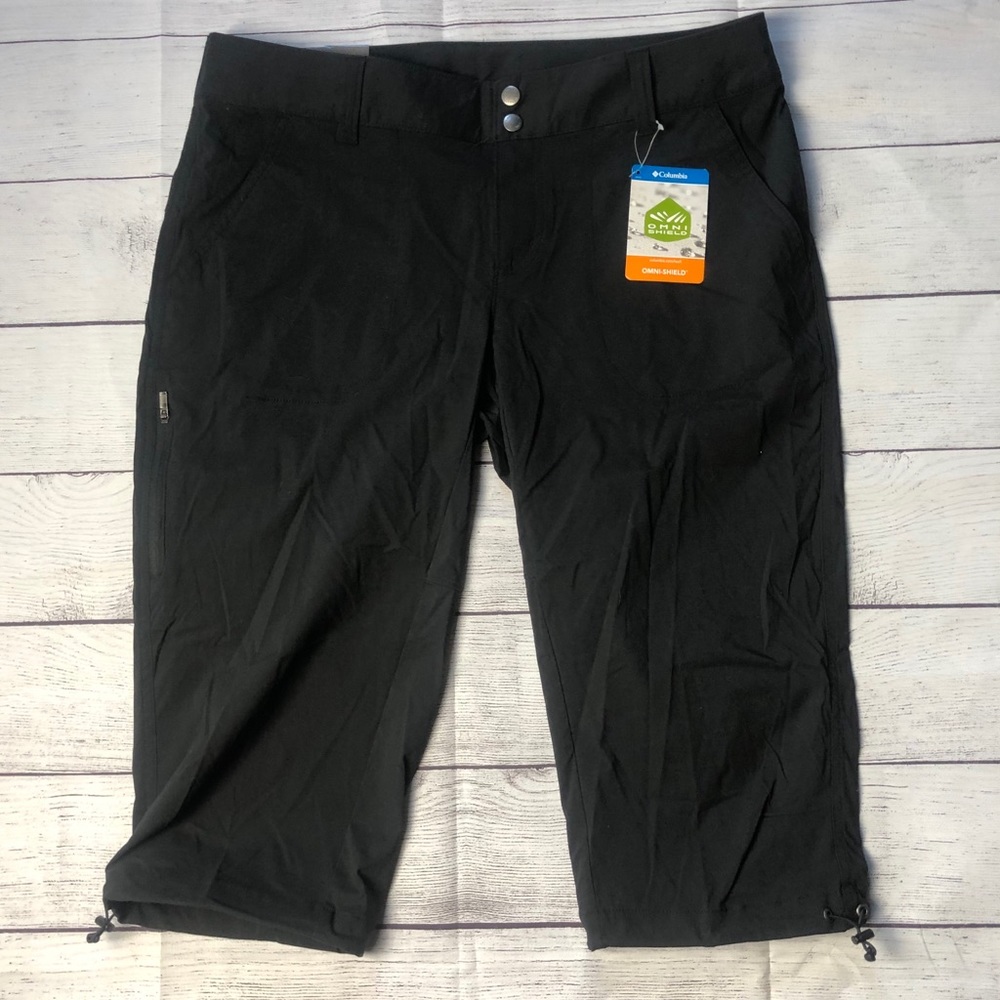 Columbia Capri Shorts